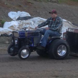 Meet your Posher, Damien